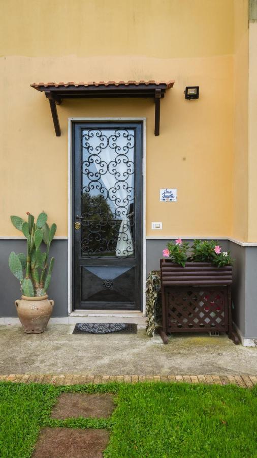 Villa Fanella, Independent House Between Sorrento & Amalfi Piano di Sorrento Bagian luar foto