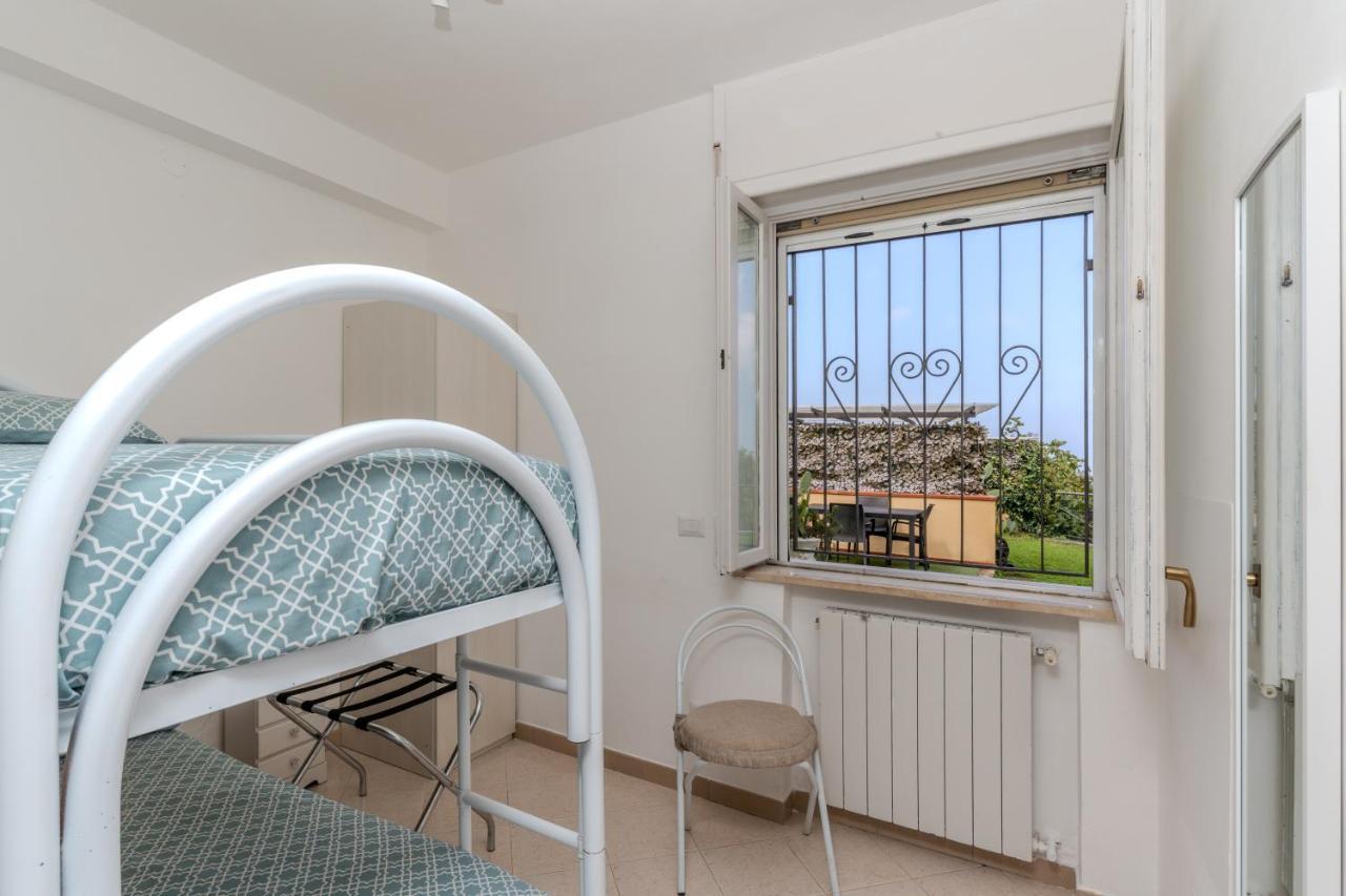 Villa Fanella, Independent House Between Sorrento & Amalfi Piano di Sorrento Bagian luar foto